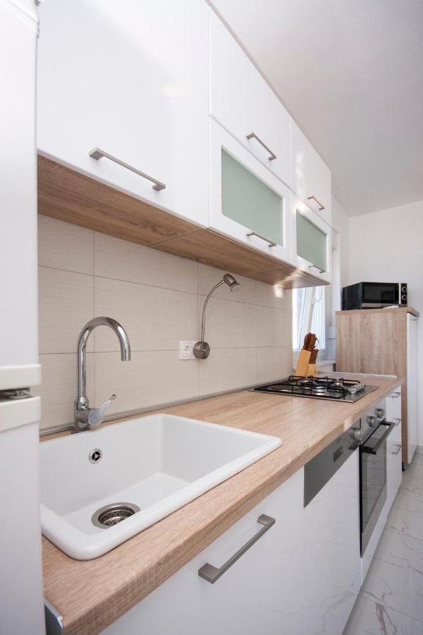 Apartments Osti Rogoznica  Bagian luar foto