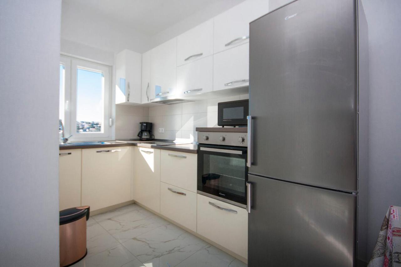 Apartments Osti Rogoznica  Bagian luar foto