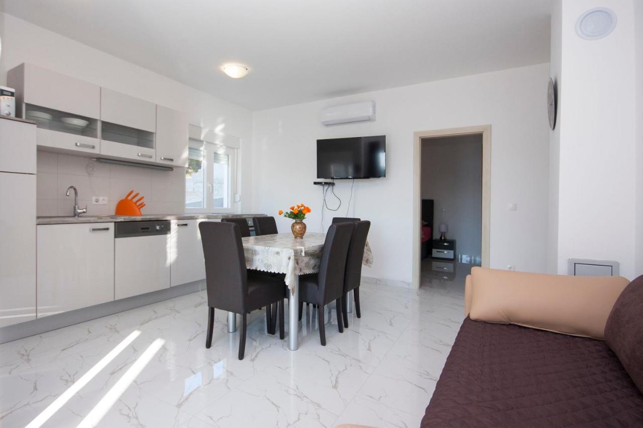 Apartments Osti Rogoznica  Bagian luar foto