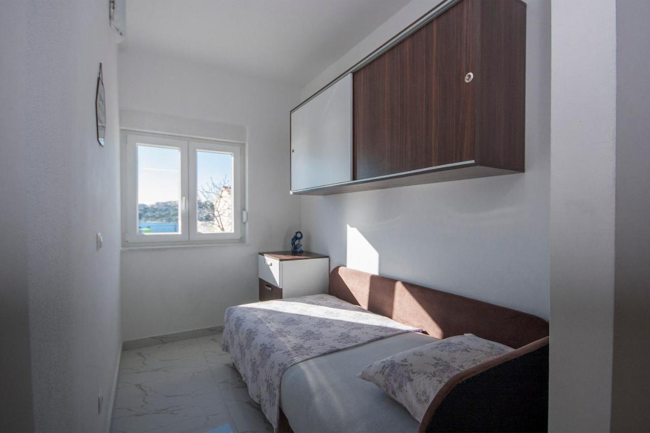 Apartments Osti Rogoznica  Bagian luar foto